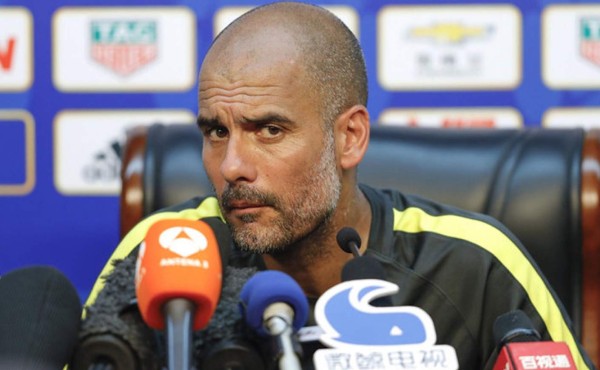 Pep Guardiola niega incidente entre Messi y Arteta tras el partido ante Barcelona