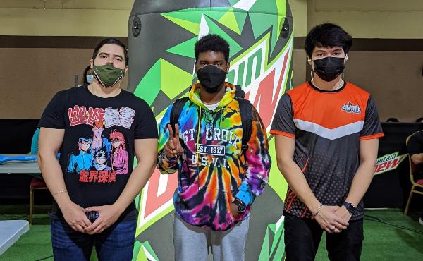 Los tres primeros lugares recibieron premios en efectivo y el aplauso general del público.