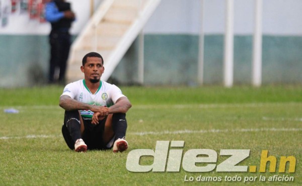 ¡Abatidos! La tristeza de los jugadores del Juticalpa y Wilmer Cruz tras la derrota ante Motagua