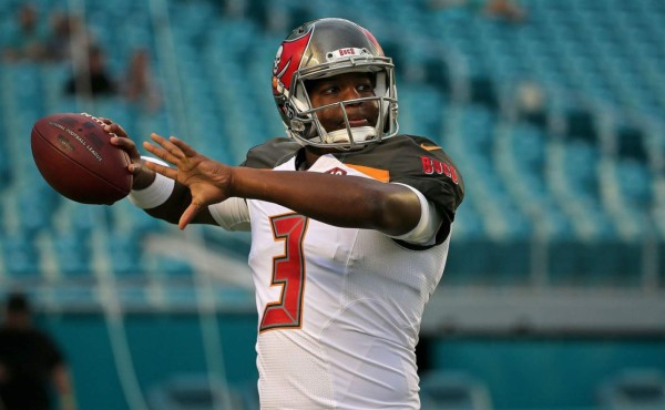 Video de Bautizo de jugador de la NFL, Jameis Winston se hace viral