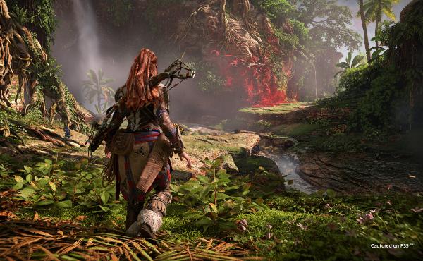 El detalle de los escenarios de Horizon Forbidden West y la auténtica sensación de vida, resulta en una de las mejores experiencias en PlayStation 5.