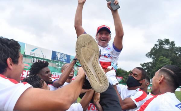 Pedro Troglio fue campeón dos veces en Tegucigalpa y San Pedro Sula. Venció en finales a Marathón, Motagua y Real España.