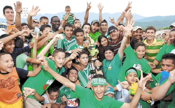 ¡Se esfumaron! 20 equipos del fútbol hondureño que quizás no recuerdas