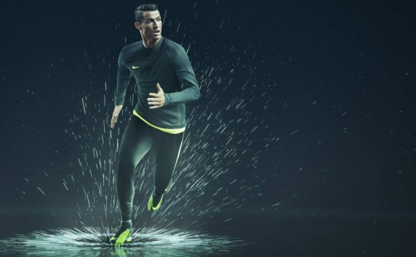 Las nuevas botas de Ronaldo, inspiradas en su último partido con el Sporting