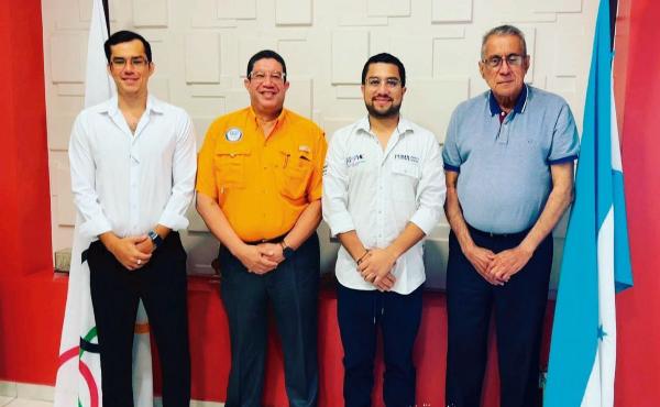 Fotografía de la última reunión de la Federación Hondureña de Esports y el Comité Olímpico Hondureño.