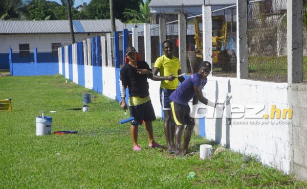 EN FOTOS: El Victoria de La Ceiba remodela su sede para juegos oficales