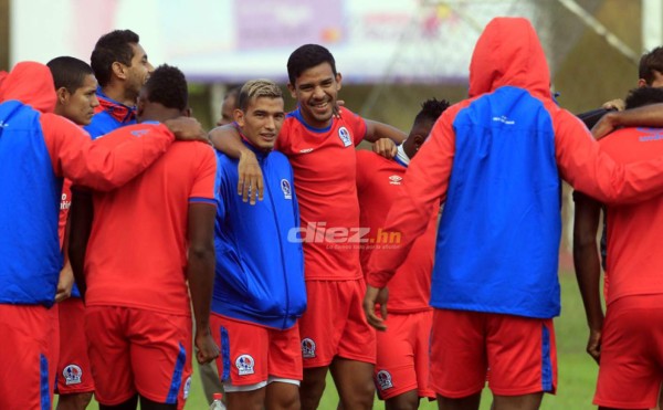 Fichajes Honduras: Óscar Salas y su probable futuro, DT hondureño al extranjero ¿Y Rubilio?