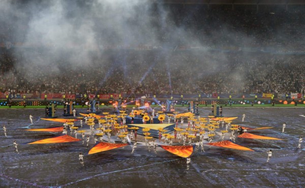 ¡Qué fiesta! Dua Lipa y las bellezas que se robaron el show en la final de la Champions League