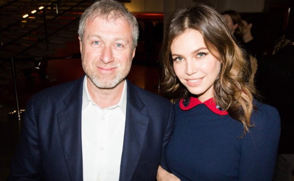 La vida de rico de Abramovich, dueño del Chelsea: Su nuevo yate de 500 millones e isla propia