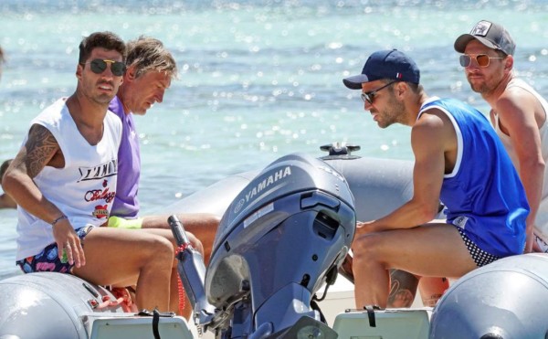 Antonella y sus descuidos; las vacaciones de Messi, Fabregas y Suárez con sus parejas