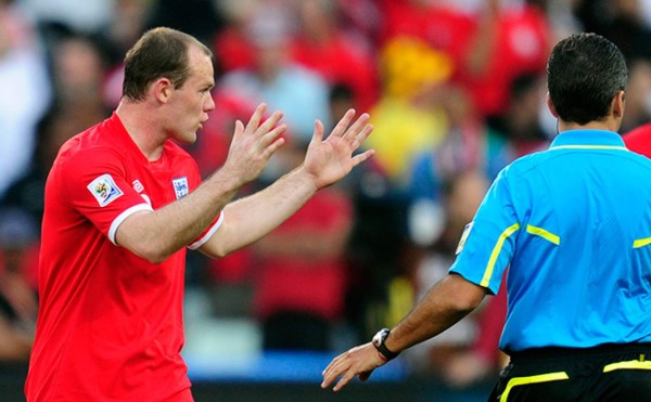 FOTOS: Los peores errores arbitrales en la historia del fútbol