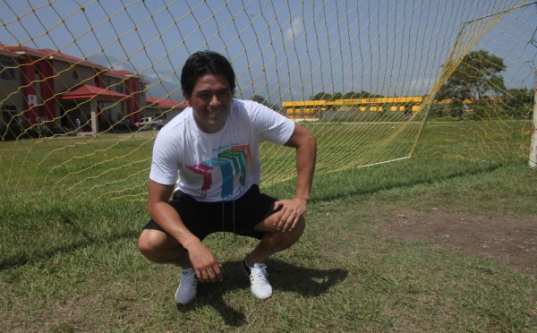 TOP: Grandes futbolistas hondureños que se retiraron en modestos equipos