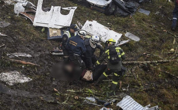 Las 24 imágenes más desgarradoras de la tragedia del Chapecoense