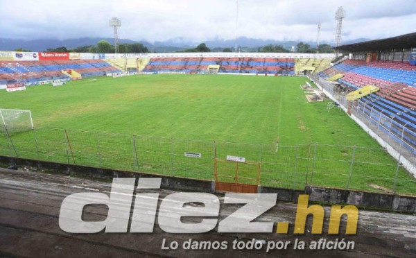 EN FOTOS: Abandonado y viejo, así luce el triste estadio de La Ceiba