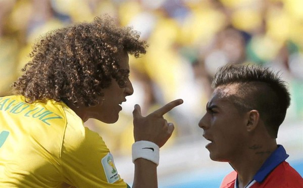 Brasil eliminó a Chile en los penales y pasó a cuartos.
