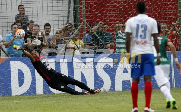 FOTOS: Entre cocinas, peleas, risas y golpes, Marathón hizo pedazos al Olimpia