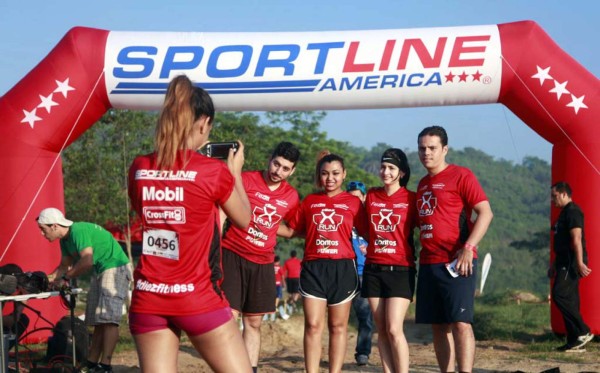 Las mejores imágenes de ambiente previo al DIEZ X-Run 2014