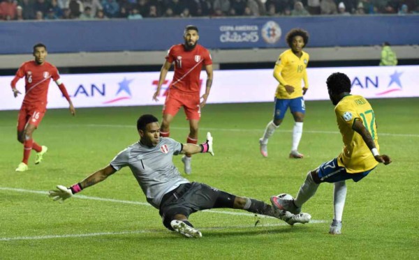 Brasil-Perú en imágenes