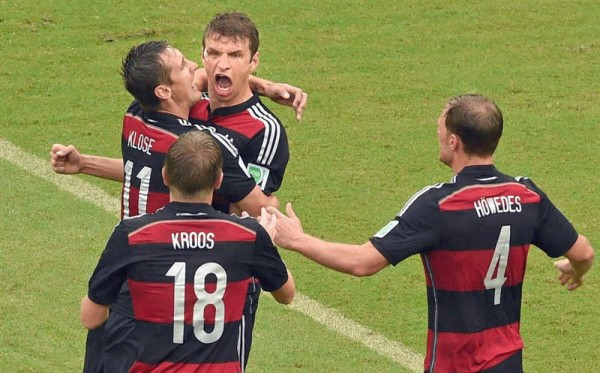 Alemania vence 1-0 a Estados Unidos y ambos clasifican.