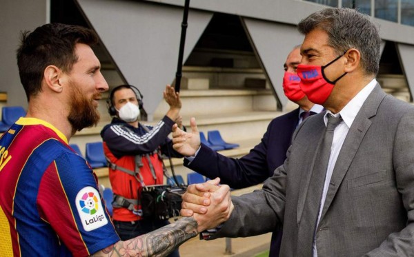 Las consecuencias que sufrirá el Barcelona por renovar a Messi: ocho salidas, patrocinios y baja de sueldo&nbsp;&nbsp;