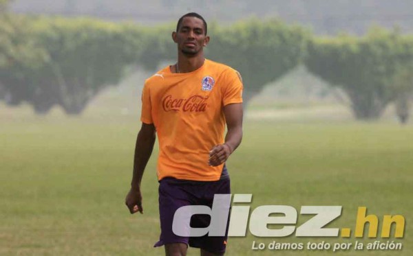 Primer entrenamiento de Jerry Bengtson con Olimpia
