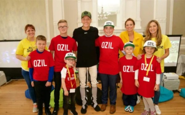 Así es la millonaria vida de Mesut Özil pese a ser marginado en el Arsenal: Autos y su mansión