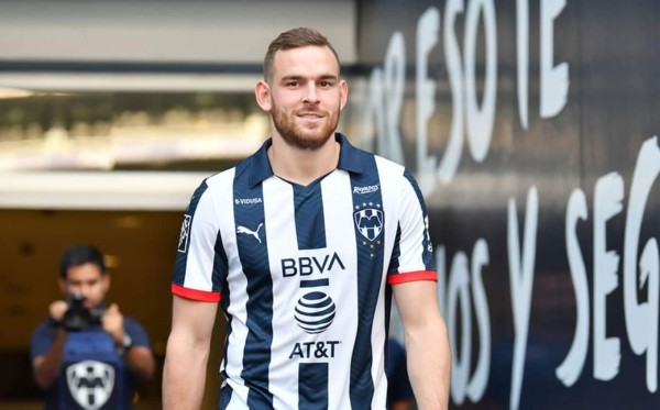 Revelan romance entre la guapa Patty López y reconocido delantero holandés