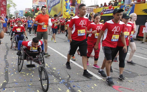 Espectacular jornada atlética en 40 Maratón Internacional de La Prensa
