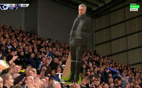 Mourinho y el Chelsea son víctimas de burlas en redes sociales tras nueva derrota