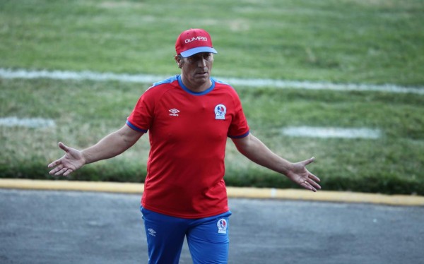 Olimpia podría quedarse sin Troglio, delantero con ofertas de México y Honduras ya tiene DT