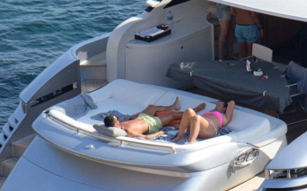 FOTOS: Así pasa sus vacaciones en Ibiza Cristiano Ronaldo