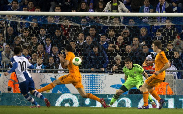 Real Madrid derrotó al Espanyol con sufrimiento