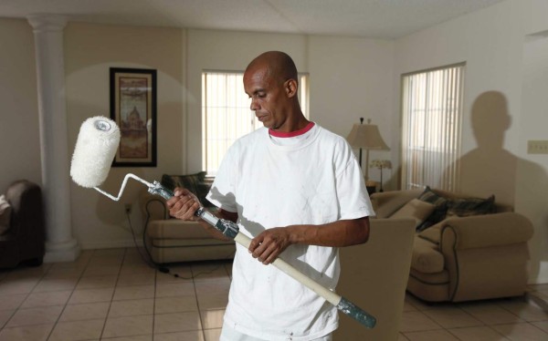 La pintura, la pasión escondida de Enrique Reneau