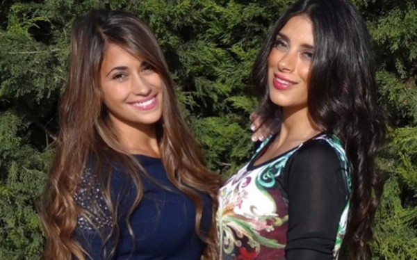 Daniela Semaan, mujer de Cesc Fábregas, sorprende con sus últimos 'selfies'