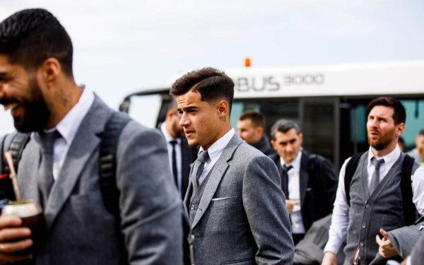 ¡Qué elegancia! Así llegó el Barcelona Inglaterra para enfrentar al Manchester United en Champions