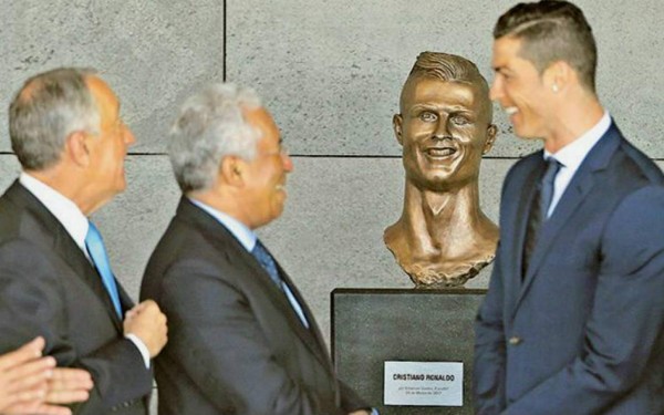 ¿CERO BURLAS AHORA? Cristiano ya tiene nuevo busto en aeropuerto de Madeira
