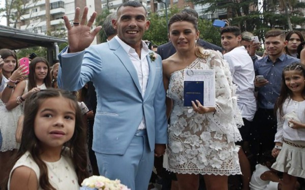 ¡IMPRESIONANTE! Así fue la espectacular y millonaria boda de Carlos Tévez