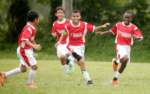 Las mejores imágenes de las semifinales en la Copa Gatorade 2015