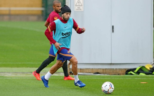 Messi se une al grupo y muestra otra imagen: así fue el entrenamiento del Barcelona previo al primer amistoso