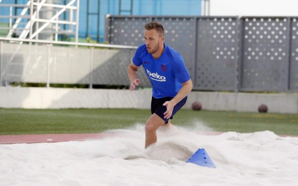 Con variantes: El 11 del Barcelona para enfrentar al Napoli en Estados Unidos