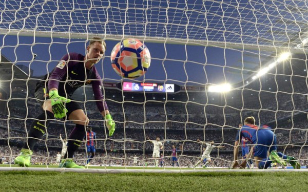 Las imágenes que no se vieron en TV y las más curiosas del Real Madrid-Barcelona