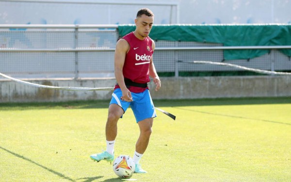 Inédito y con un crack austriaco de delantero: Así será el primer 11 del Barcelona 2021-22