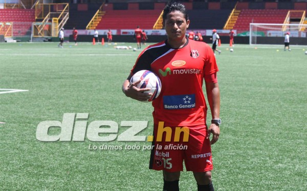 La trayectoria del hondureño Ramón Núñez en imágenes