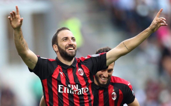 ¡Fichajes precoces! Las grandes figuras que solo duraron seis meses en un club