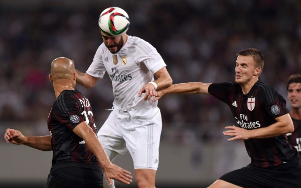 El pequeño que lloró al ver de cerca a sus ídolos del Real Madrid