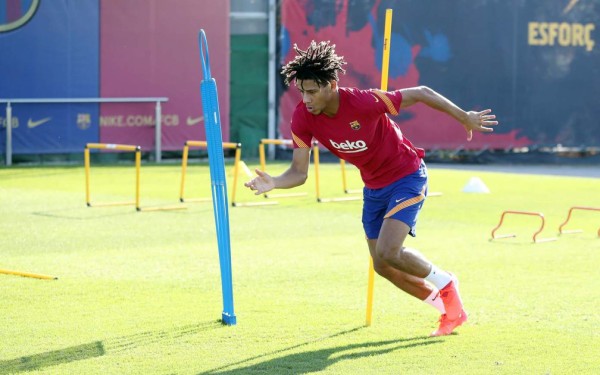 Así fue el primer entrenamiento de Pjanic con el Barcelona; se lo imaginó de otra forma