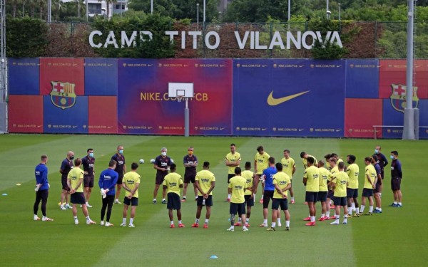 Fotos: El primer entrenamiento colectivo de Barcelona y Real Madrid post-coronavirus