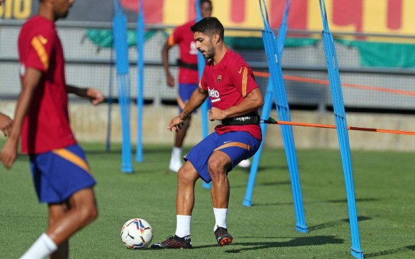 Con una novedad y a todo vapor: Así fue el entrenamiento del Barcelona con el regreso de Messi