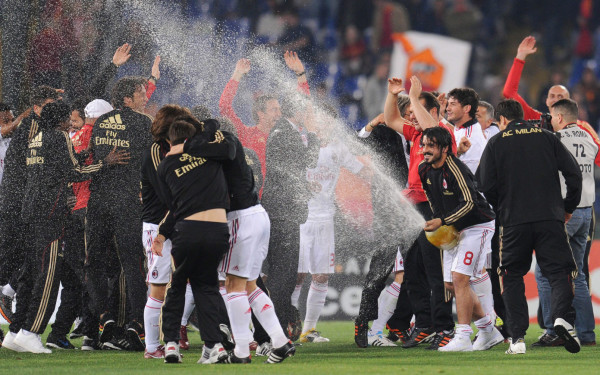 Se acabó la sequía: ¡Milan campeón en Italia!