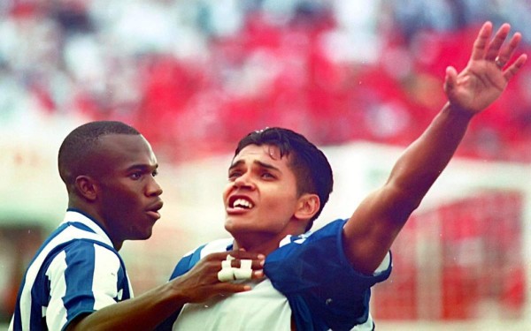 Los mejores momentos en la carrera de Amado Guevara